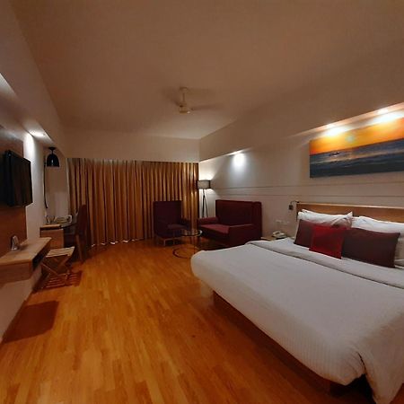 Lemon Tree Hotel Chennai Zewnętrze zdjęcie