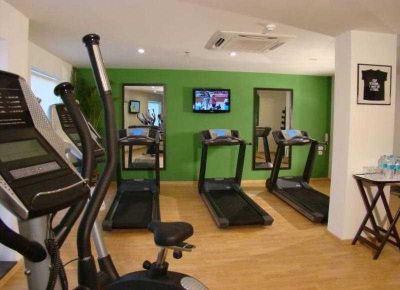 Lemon Tree Hotel Chennai Zewnętrze zdjęcie