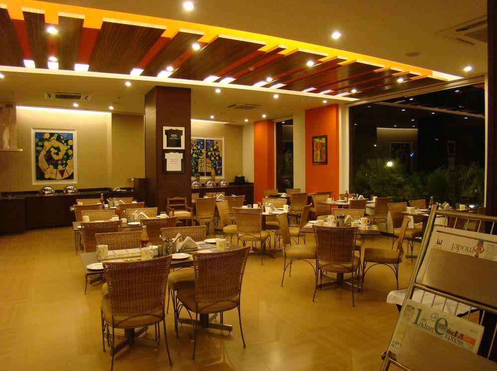 Lemon Tree Hotel Chennai Zewnętrze zdjęcie