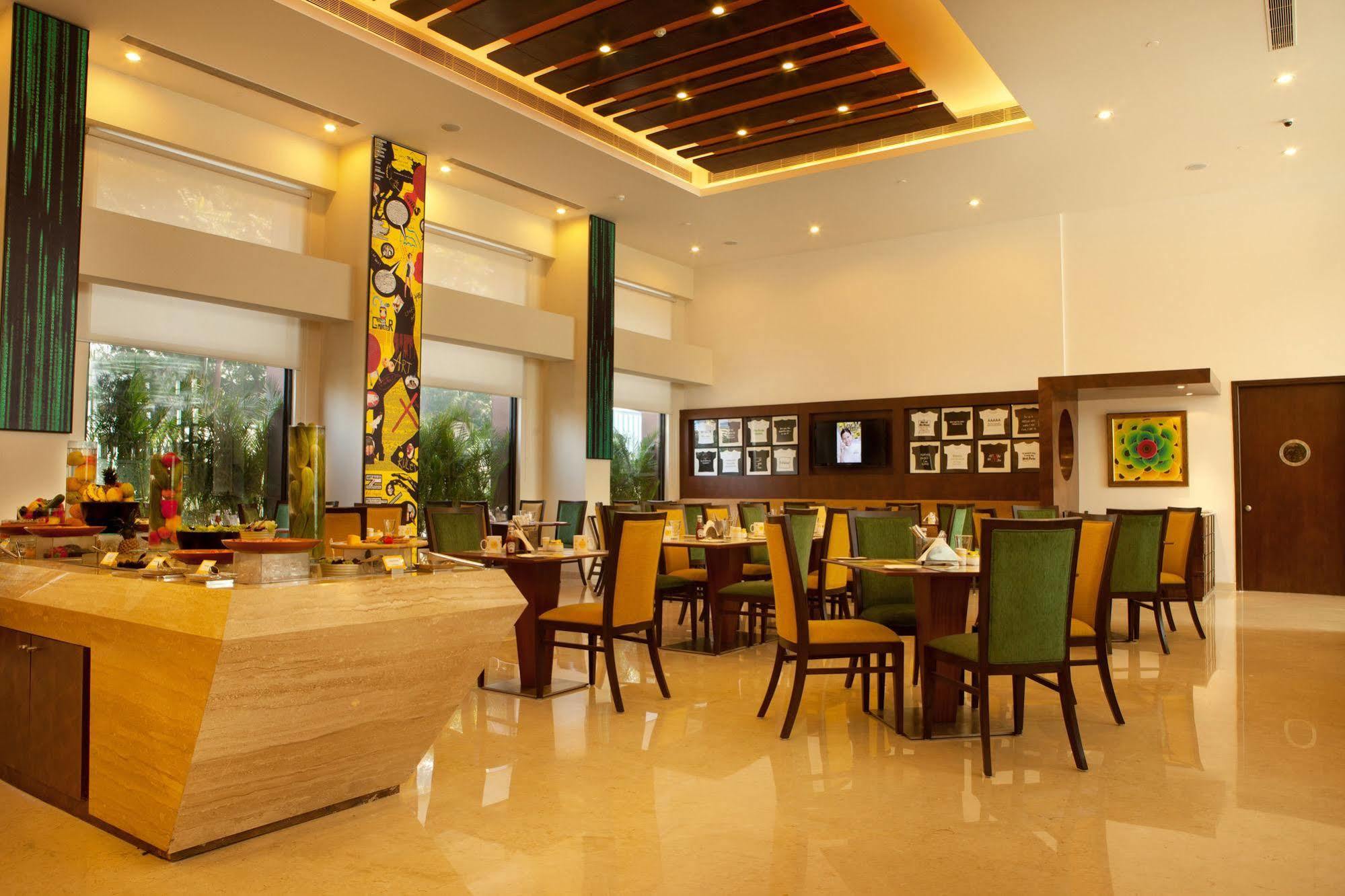 Lemon Tree Hotel Chennai Zewnętrze zdjęcie