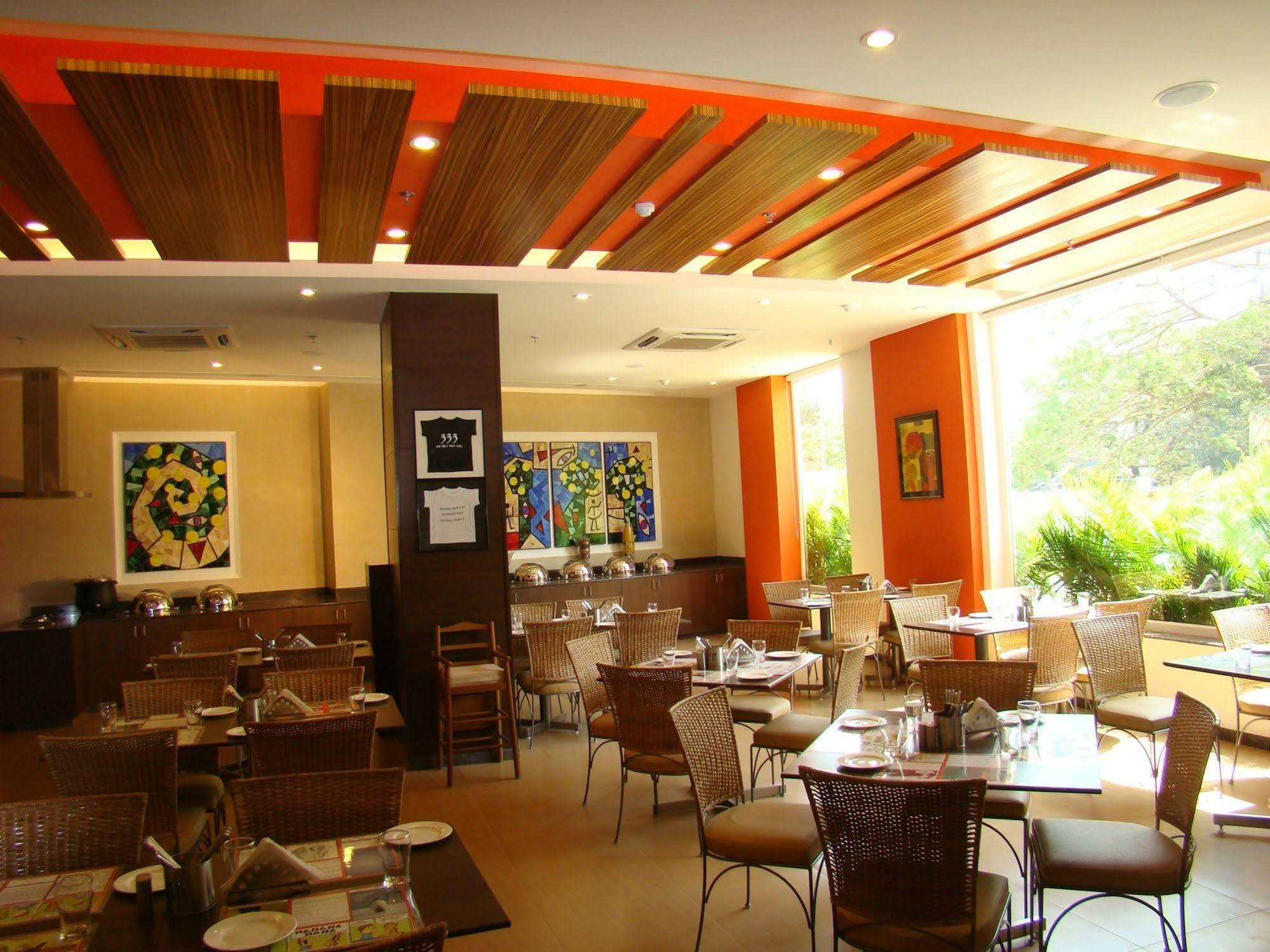 Lemon Tree Hotel Chennai Zewnętrze zdjęcie